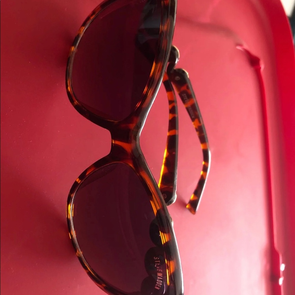 Steve Madden Sunglasses